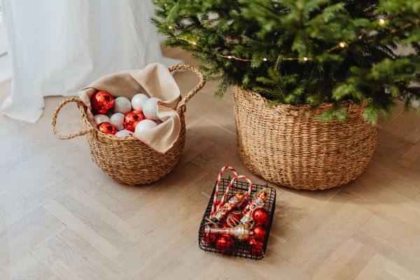 Optez pour des paniers décoratifs pour un rangement stylé